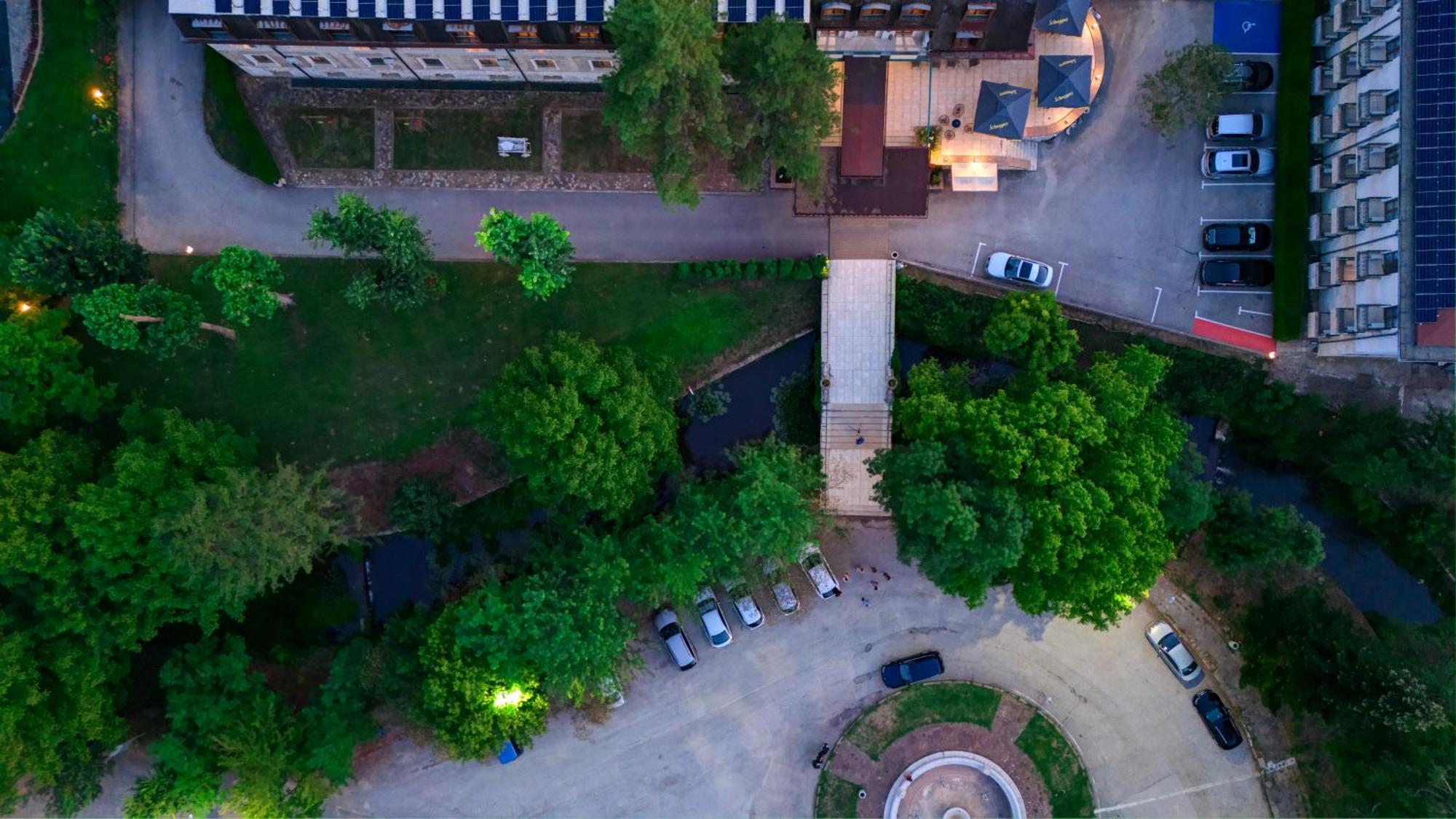 Park Hotel Kaylaka Pleven Exterior photo