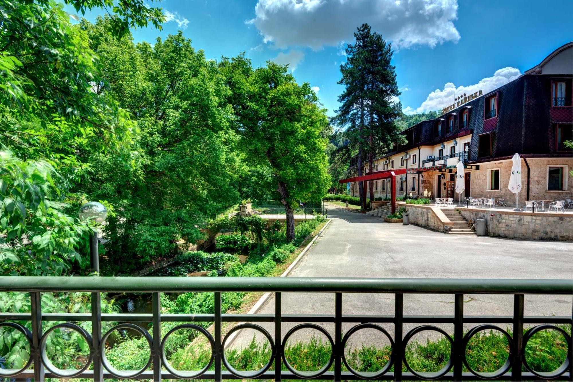 Park Hotel Kaylaka Pleven Exterior photo